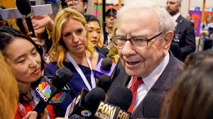 Berkshire Hathaway sees huge cash pile which is not used